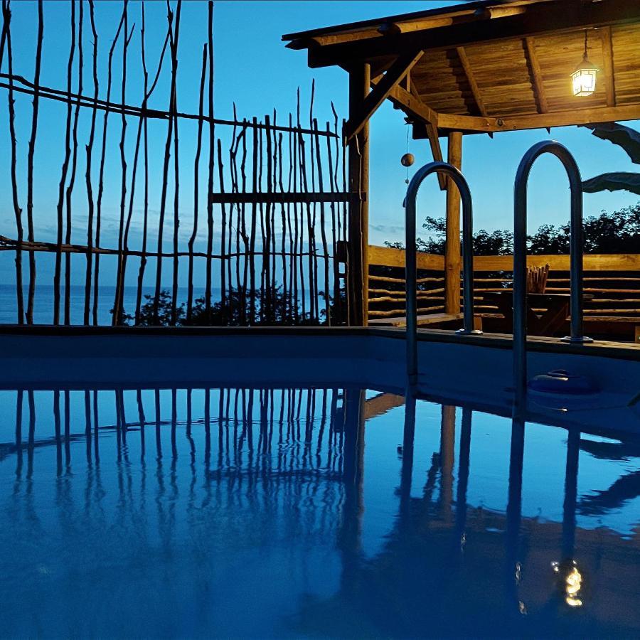 Kreyol Lodges - Suite Kayou Deshaies Esterno foto